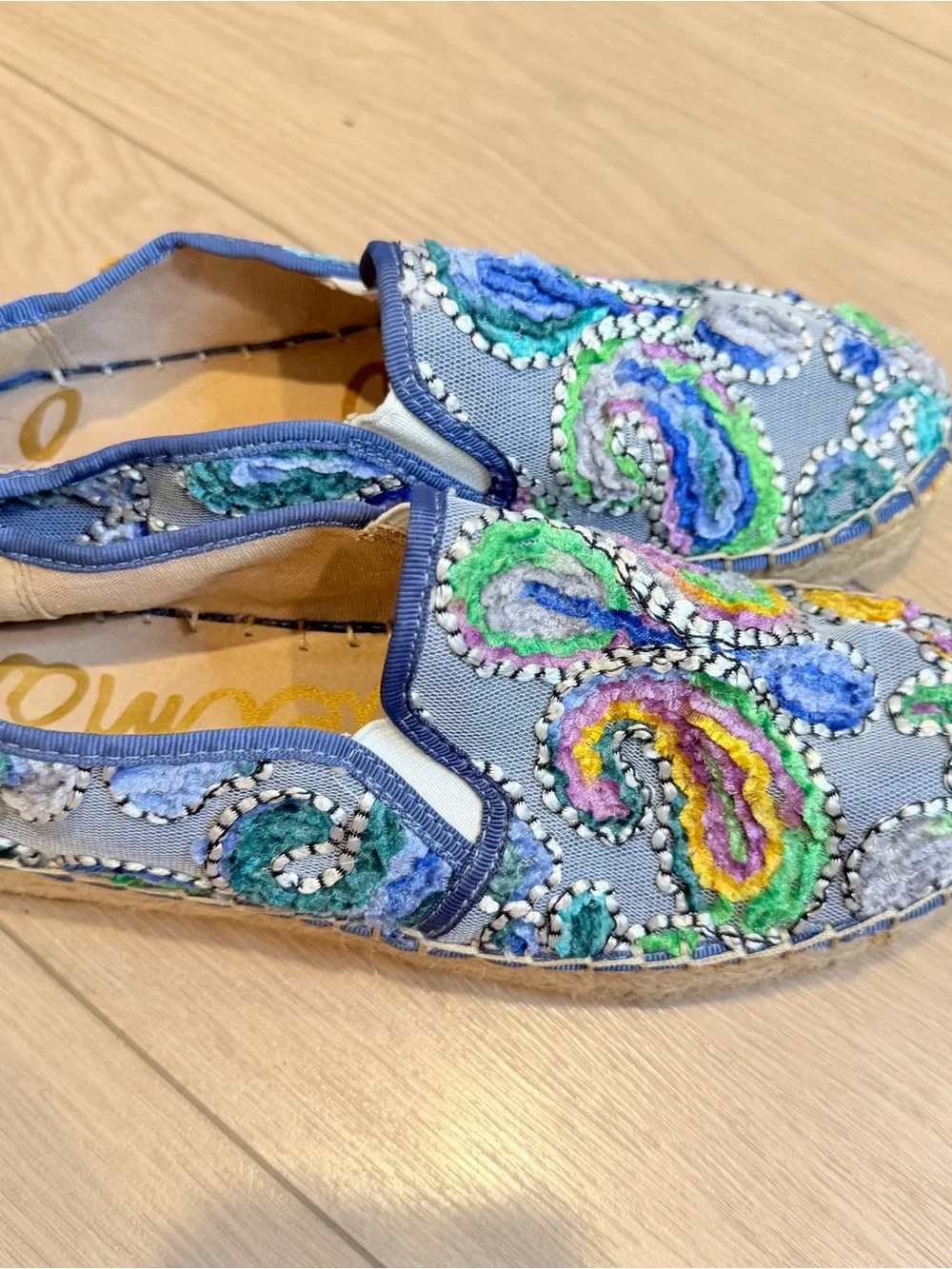 EUC Anthropologie Sam Edelman Blue Multicolor Sequin Carrin Espadrilles 7.5